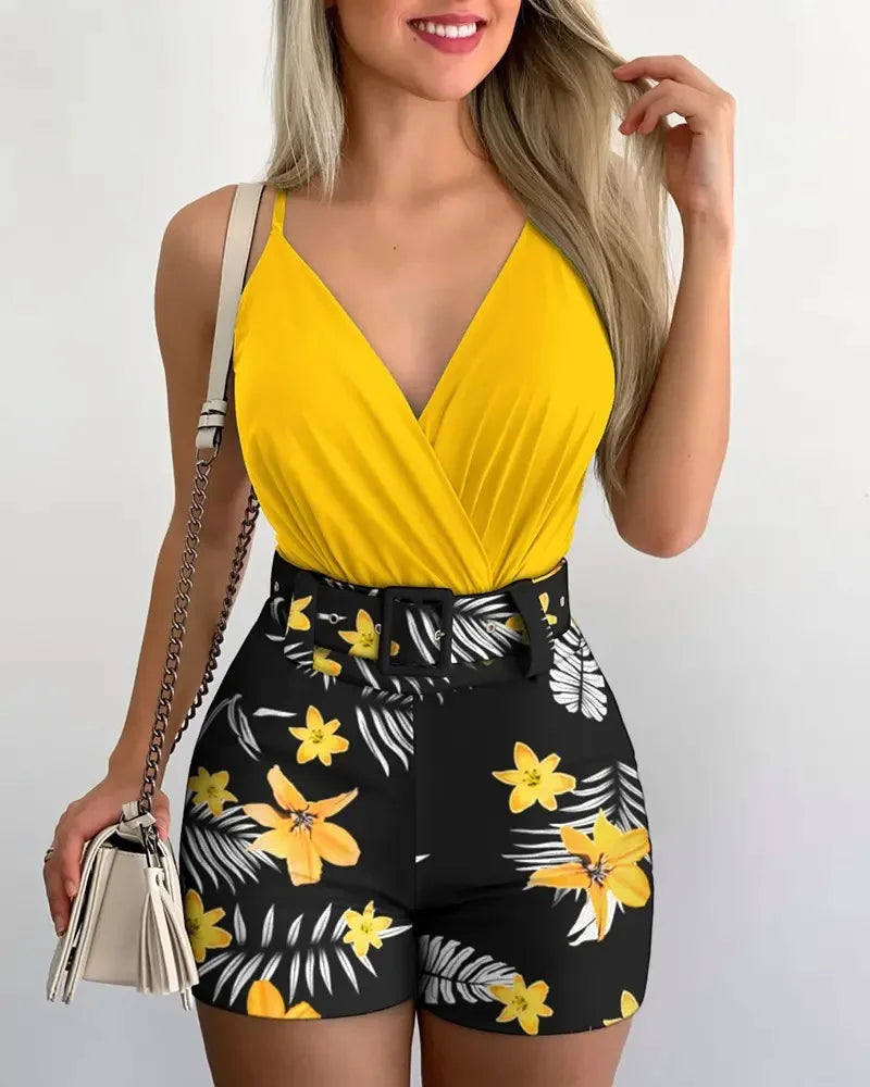 Fashion Set, Summer New Women's V-neck SexyCamisole Vest And Plant Floral Printed Shorts Set With Belt